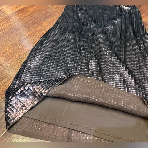 🆕 Express Copper Sequin Mini Dress. Size XS. NWT. 🤎 - Picture 10 of 16